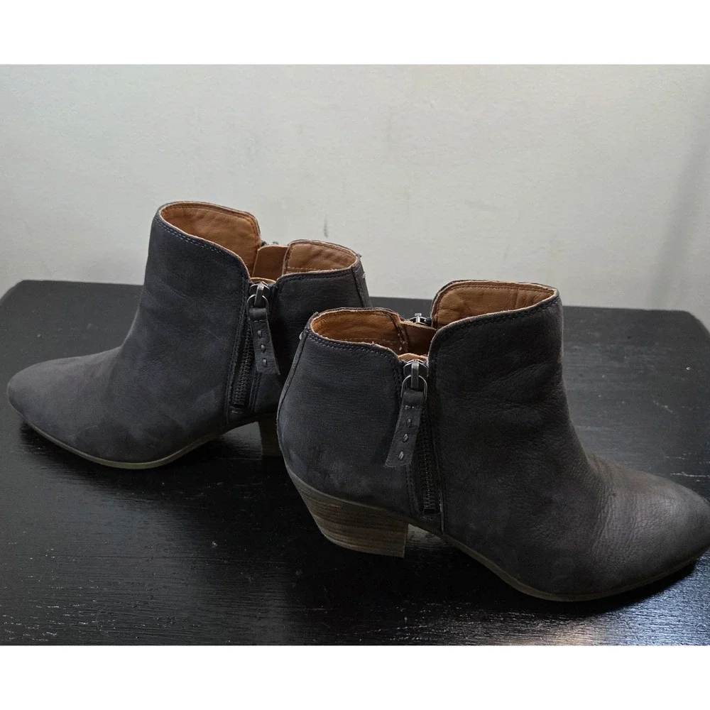 Frye Women's Judith Double Zip Grqy Ankle Booties, Size 7.5 M, 2.5